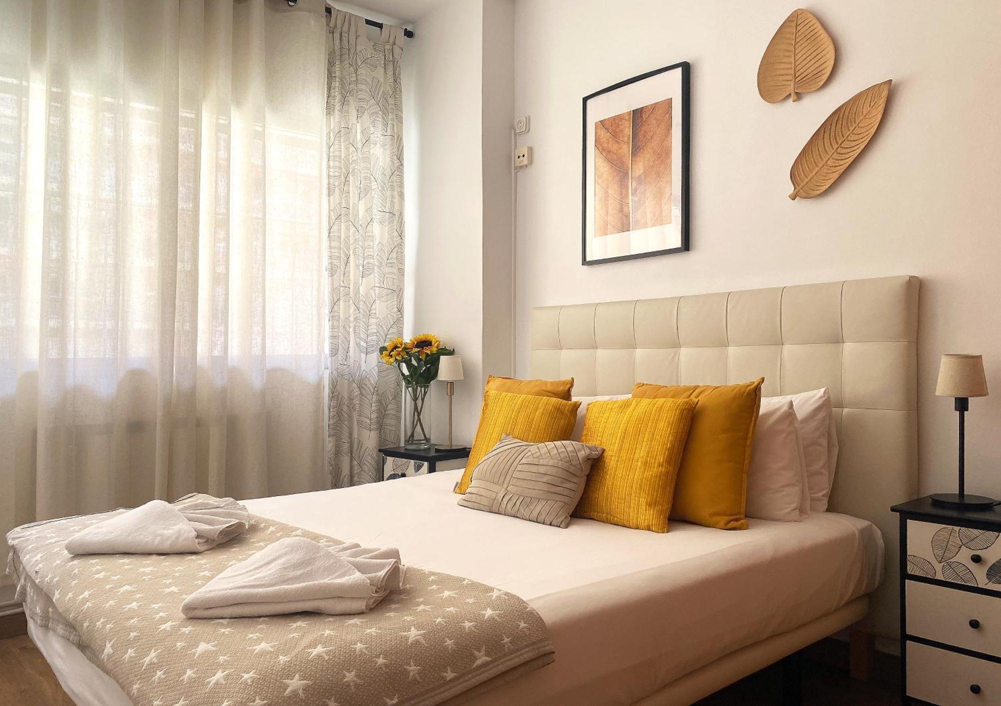 Comfortable Apartment, 3 Bedrooms With Ac Camp Nou Barcelona